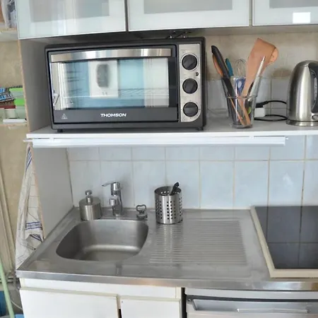 Beautiful Duplex In A Charming Area *