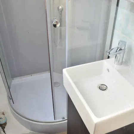 Daire Beautiful Duplex In A Charming Area *